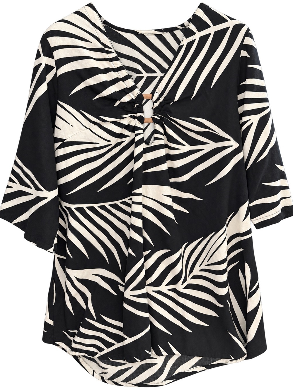 Tag Cut out Size XL